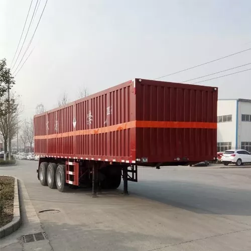 Semiremorcă standard cu produse chimice periculoase